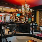 Dillon's 4*