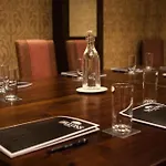 Dillon's Hotel 4*