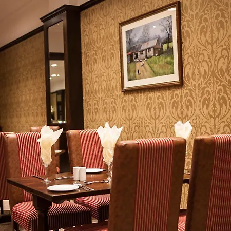 Hotel Dillon's 4*